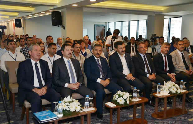Samsun’da ‘Karadeniz’de Büyük Alabalık Yetiştiriciliği’ Toplantısı yapıldı.